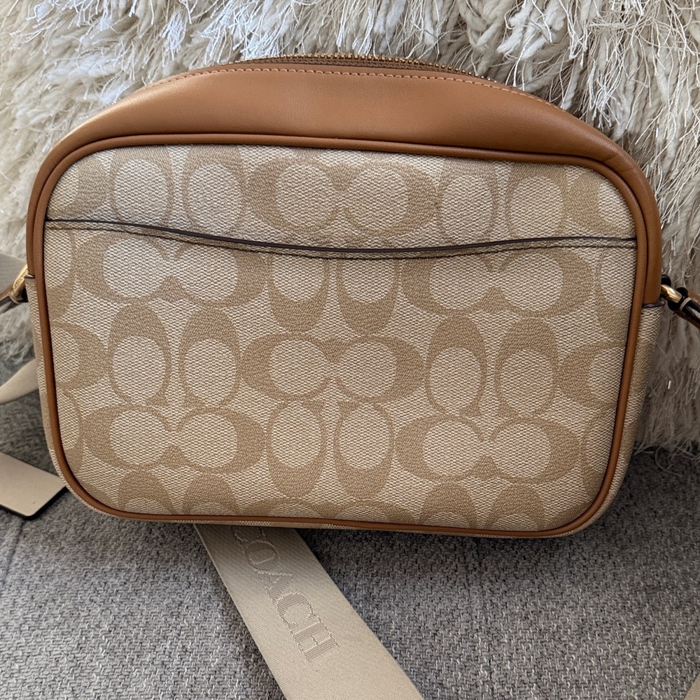 Coach Canvas Crossbody Bag in Beige, Tan and Cream - Picture 4 of 7